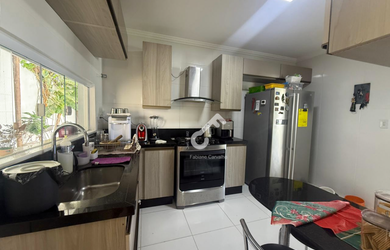 Imagem 10: ESTRADA DO COCO, Abrantes. Maravilhosa casa térrea, são 3 quartos sendo...