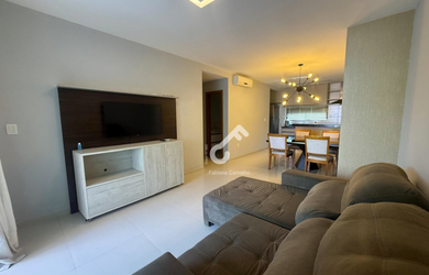 Imagem 3: BURAQUINHO, Lauro de Freitas. Apartamento térreo com 3 quartos sendo...