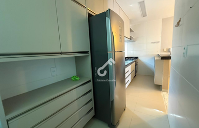 Imagem 9: BURAQUINHO, Lauro de Freitas. Apartamento térreo com 3 quartos sendo...