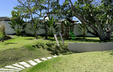 Imagem: O terreno possui 1.000m² de Área e está localizado em Busca