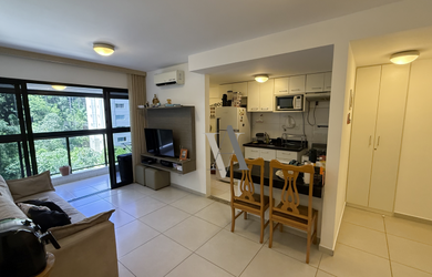 Imagem: O apartamento possui 1 Dormitório, 1 Banheiro, 1 Vaga na garagem