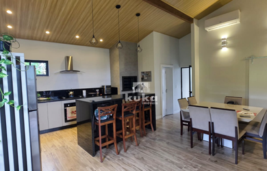 Imagem 3: CASAS À VENDA Casa com 3 dormitórios