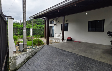 Imagem 2: CASAS À VENDA Casa com 3 dormitórios