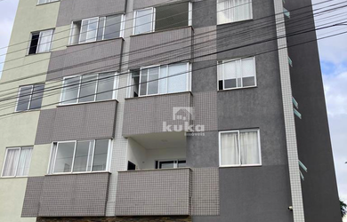 Imagem: O apartamento possui 3 Dormitórios, 1 Suíte, 1 Banheiro, 2