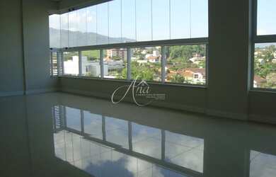 Imagem: O apartamento possui 3 Dormitórios, 3 Suítes, 2 Banheiros