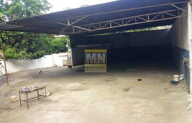 Imagem: O depósito possui 1 Banheiro, 2.000m² de Área e está localizado