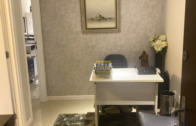 Imagem: A sala comercial possui 1 Banheiro, 1 Vaga na garagem, 15.000m²