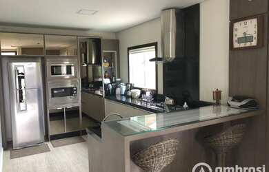 Imagem 12: Casa na Guabiruba. Guarda roupa, 920m² de Áreae4 Dormitórios