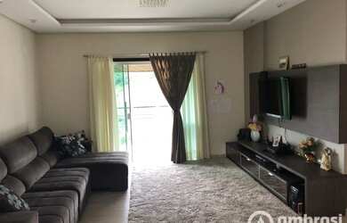 Imagem 13: Casa na Guabiruba. Guarda roupa, 920m² de Áreae4 Dormitórios