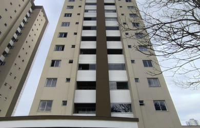 Imagem: O apartamento possui 3 Dormitórios, 1 Suíte, 1 Banheiro, 1