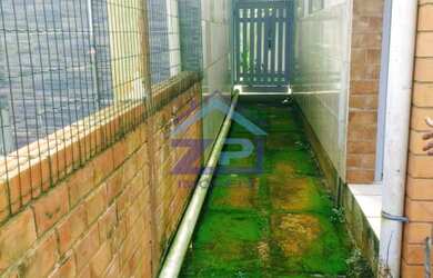 Imagem: A casa possui 4 Dormitórios, 1 Suíte, 3 Banheiros e 540m²