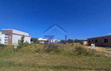 Imagem: O terreno possui 750m² de Área e está localizado em Vista