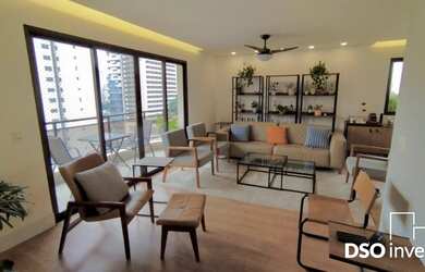 Imagem: A casa possui 3 Dormitórios, 2 Suítes, 4 Banheiros, 2 Vagas