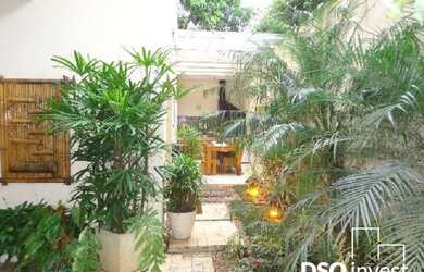 Imagem: A casa em condomínio possui 4 Dormitórios, 4 Suítes, 6 Banheiros