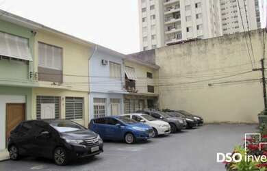 Imagem: A casa possui 3 Dormitórios, 1 Suíte, 3 Banheiros, 2 Vagas