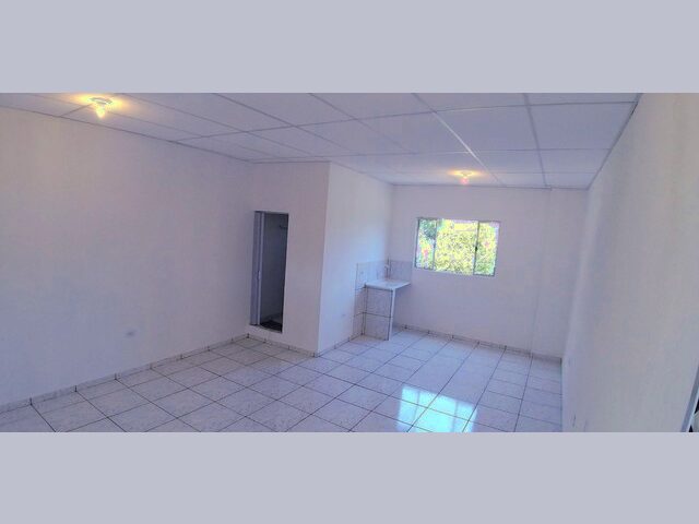 Imagem: A kitnet possui 1 Dormitório, 1 Banheiro, 30m² de Área,