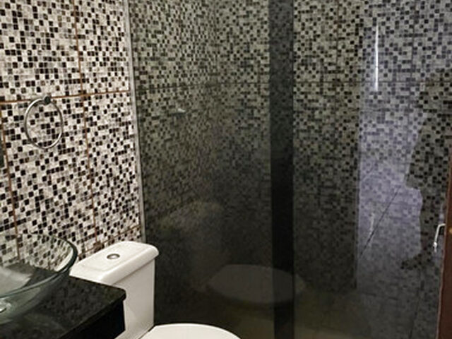 Imagem 3: Casa. Varanda, 80m² de Área, 2 Vagas na garageme2 Dormitórios