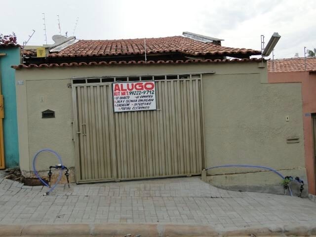 Imagem: A casa possui 1 Dormitório, 1 Vaga na garagem, 80m² de Área