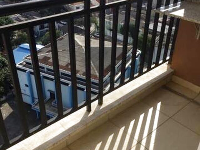 Imagem: O apartamento possui 2 Dormitórios, 1 Banheiro, 1 Vaga na