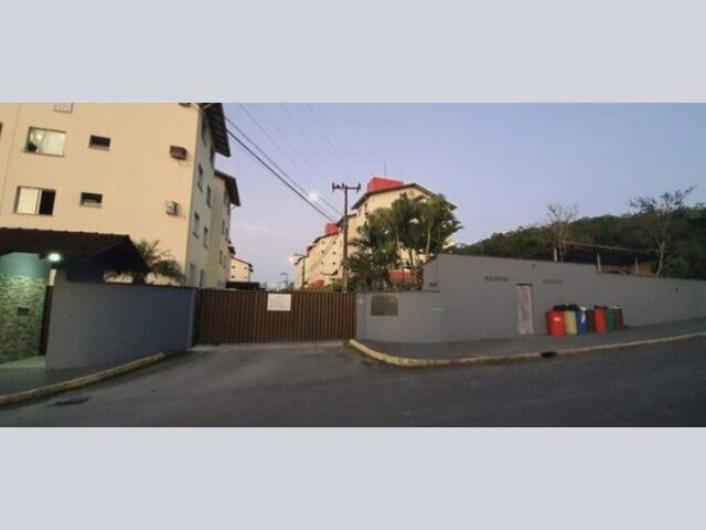 Imagem: O apartamento possui 2 Dormitórios, 1 Banheiro, 1 Vaga na