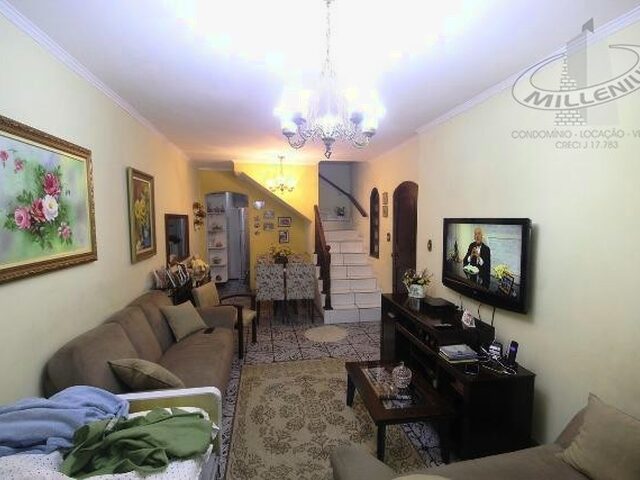Imagem: A casa possui 4 Dormitórios, 2 Suítes, 3 Banheiros, 3